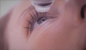 كيفية علاج شبكية العين بالليزر الأعراض والتشخيص والمضاعفات
