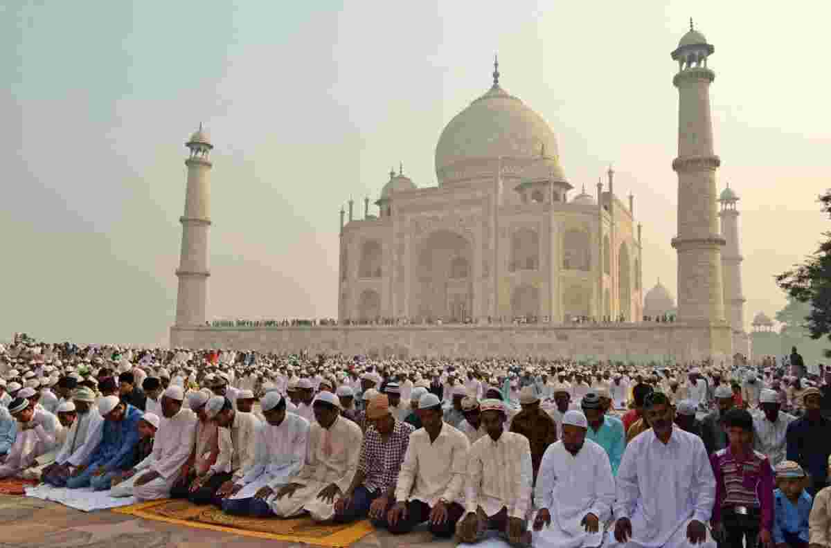 كم عدد المسلمين في العالم 2022؟