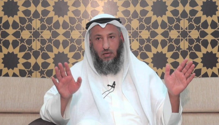الشيخ عثمان الخميس وش يرجع اصل عائلة الخميس