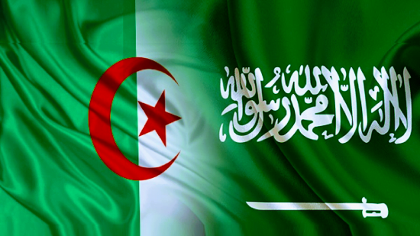 التوقيت والقنوات الناقلة والمعلق لمباراة الجزائر و السعودية اليوم