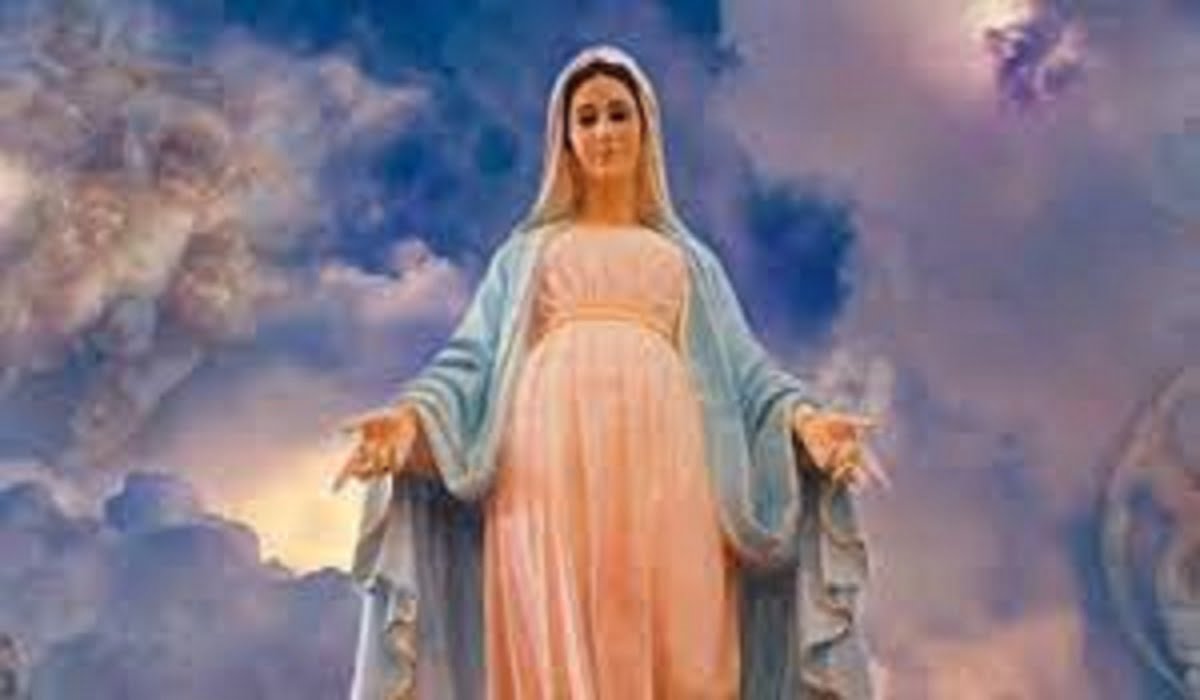 كم كانت مدة حمل السيدة مريم بعيسى عليه السلام