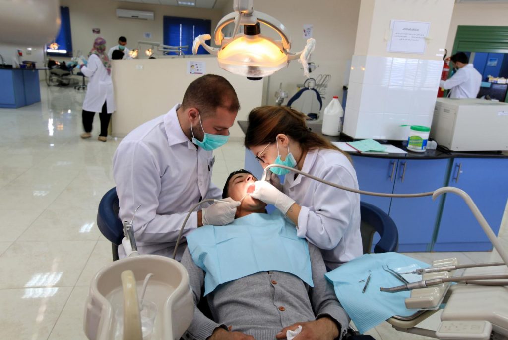 افضل عيادة أسنان في الرياض